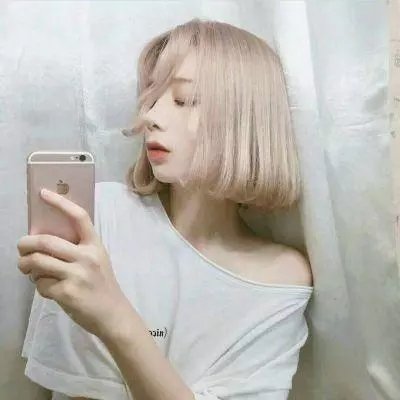漂亮马驹